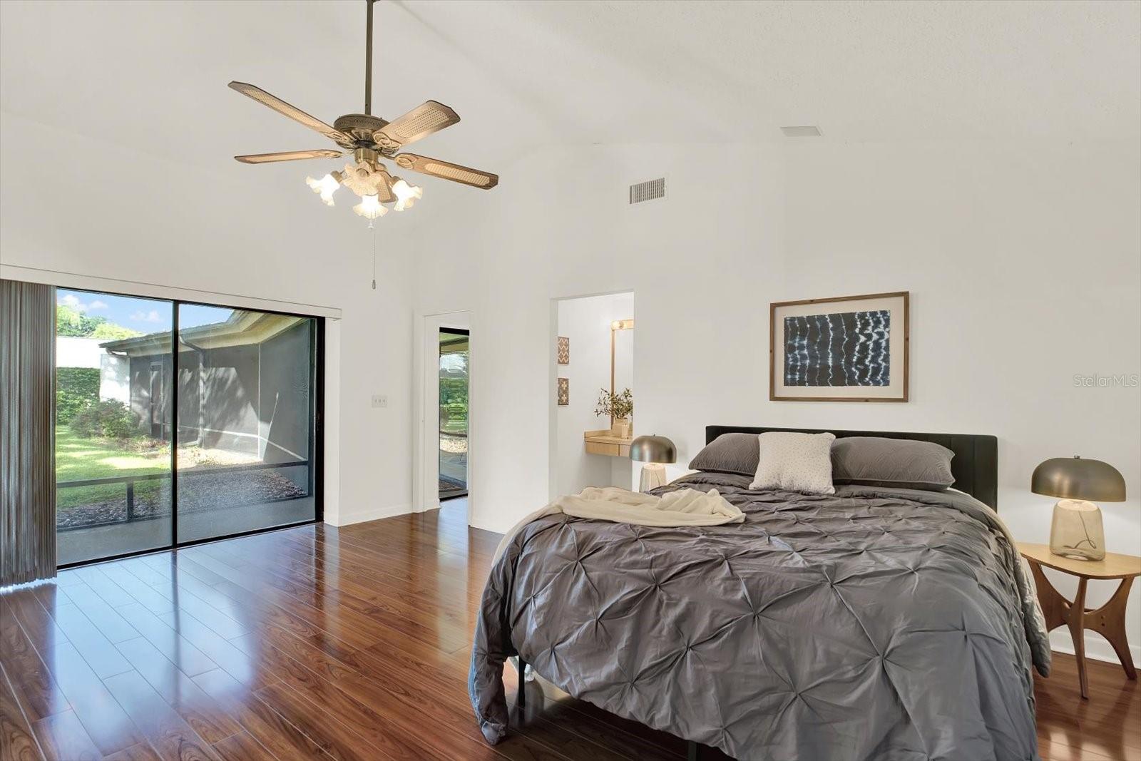 Image 39 of 78 For 4312 Middle Lake Drive