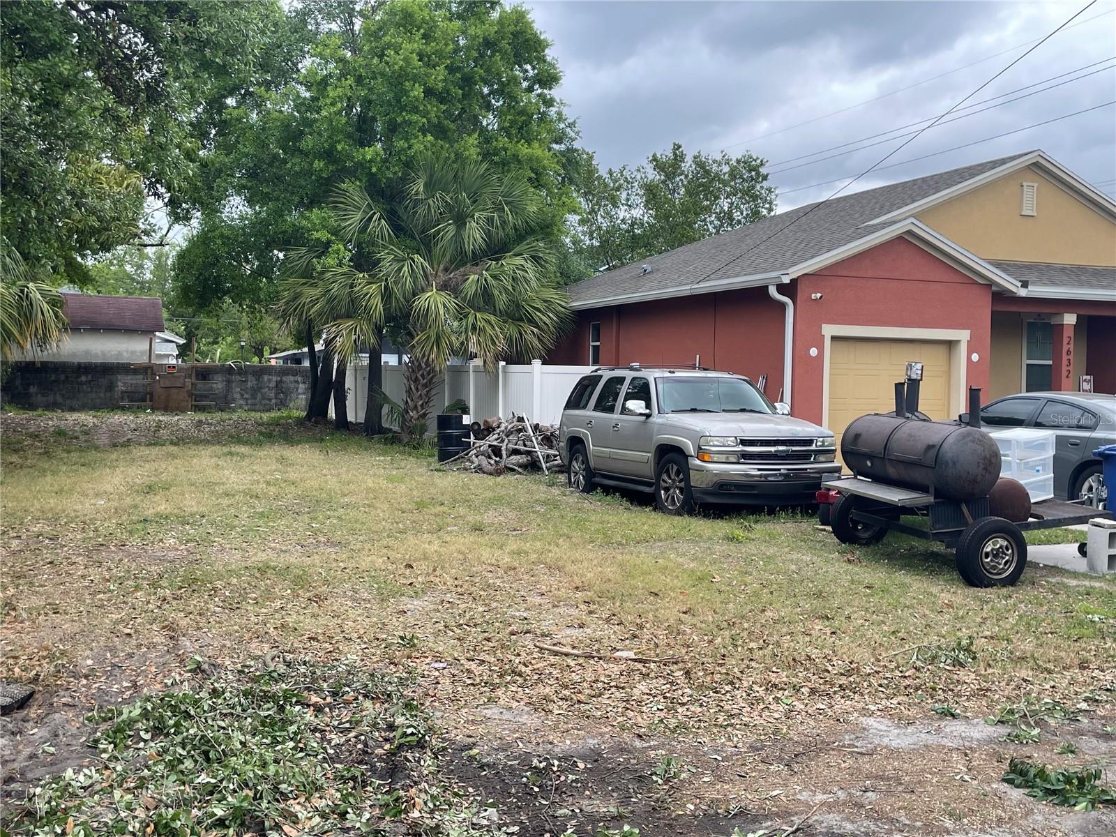 Image 2 of 6 For 2628 29th Avenue