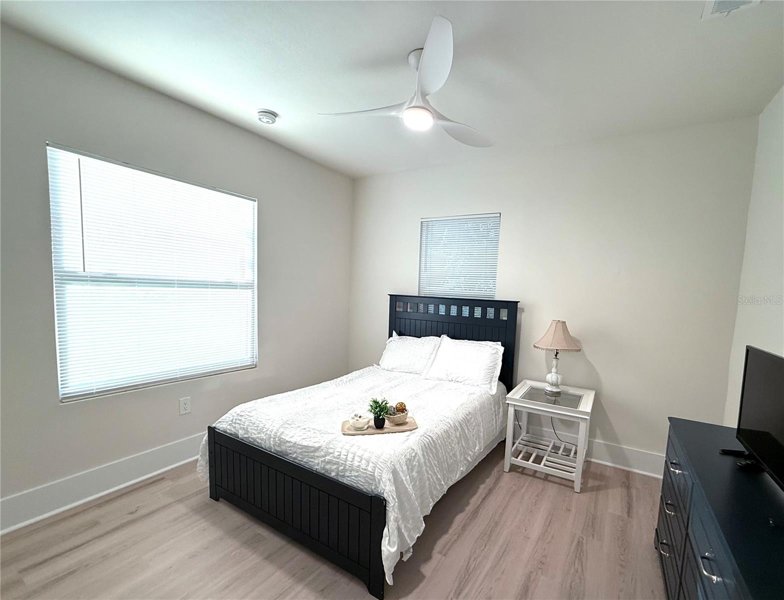 Image 14 of 21 For 3053 2nd Avenue N