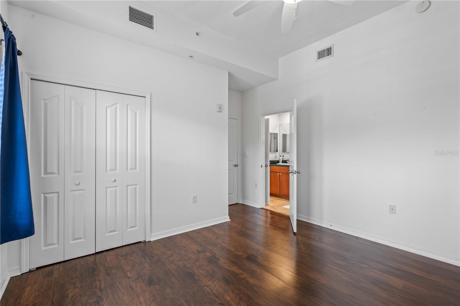 Image 30 of 40 For 642 Wells Court 302