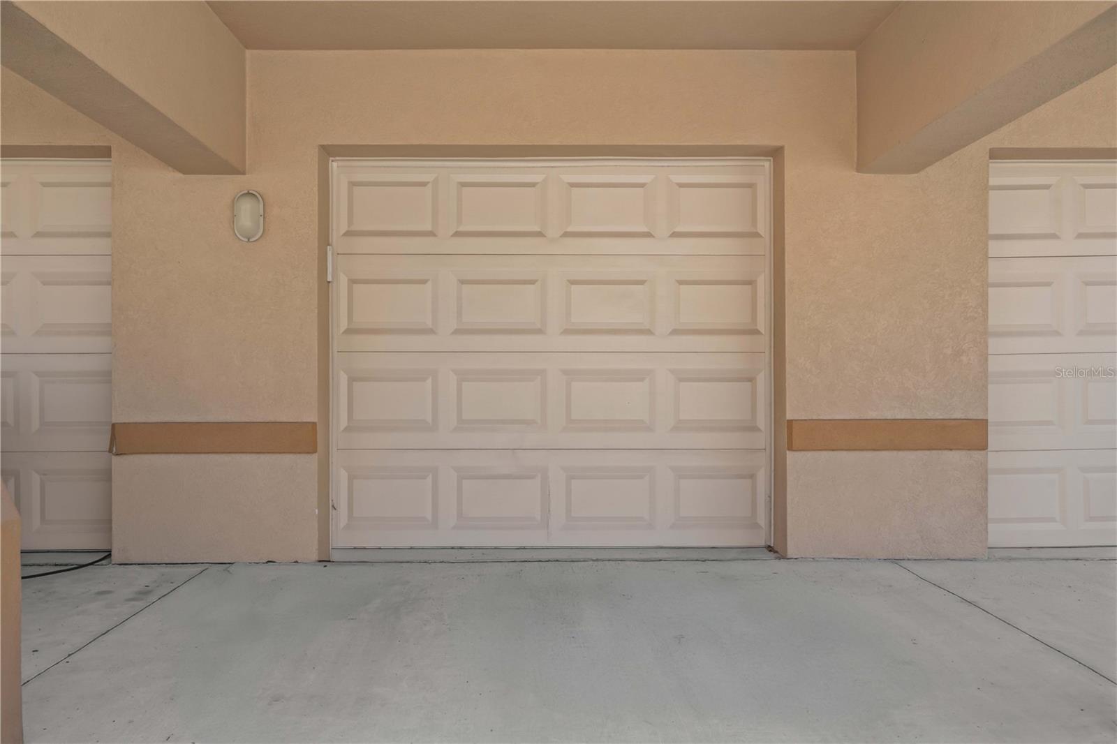 Image 4 of 40 For 642 Wells Court 302