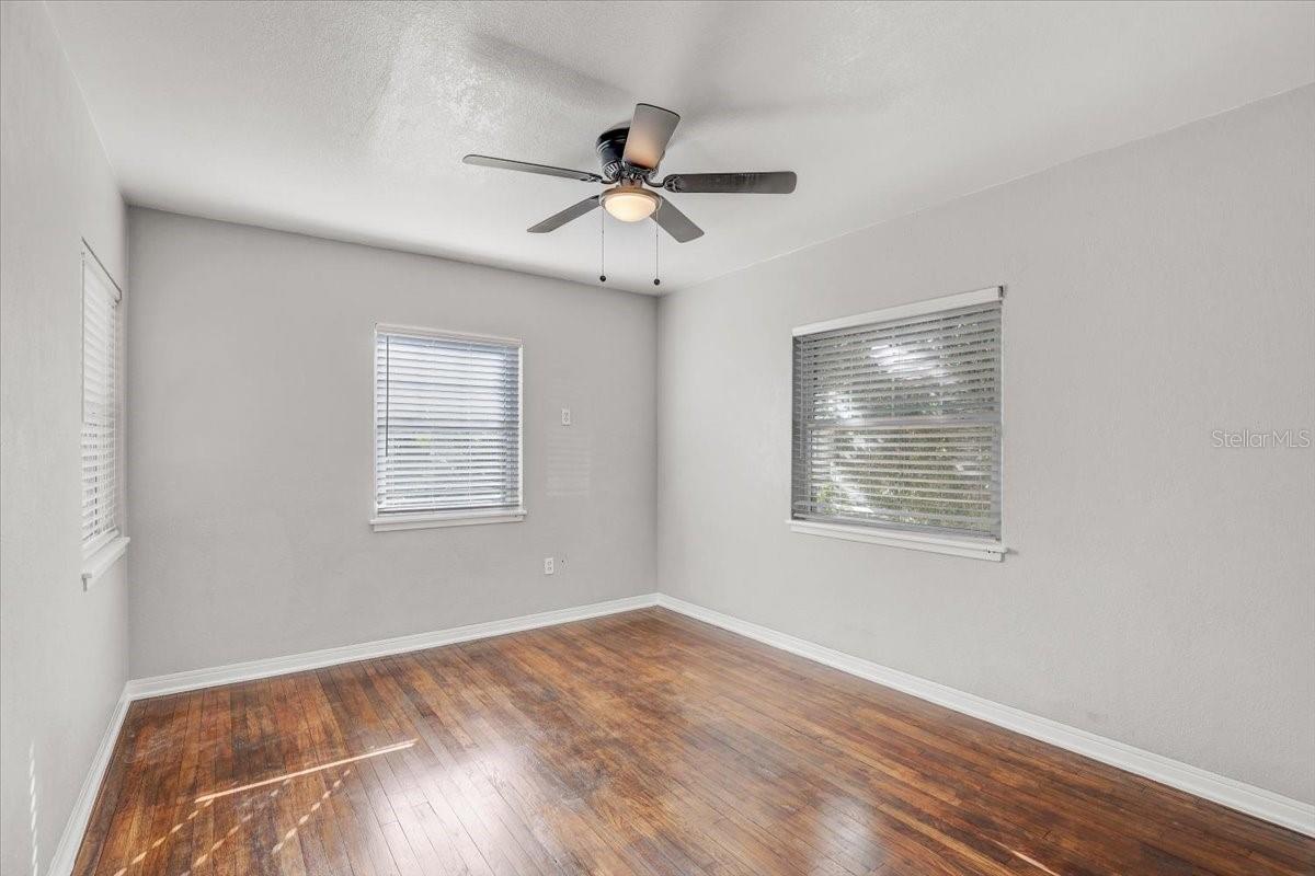 Image 10 of 37 For 329 57th Avenue S