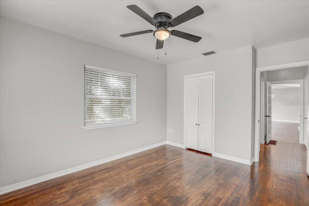 Image 11 of 37 For 329 57th Avenue S