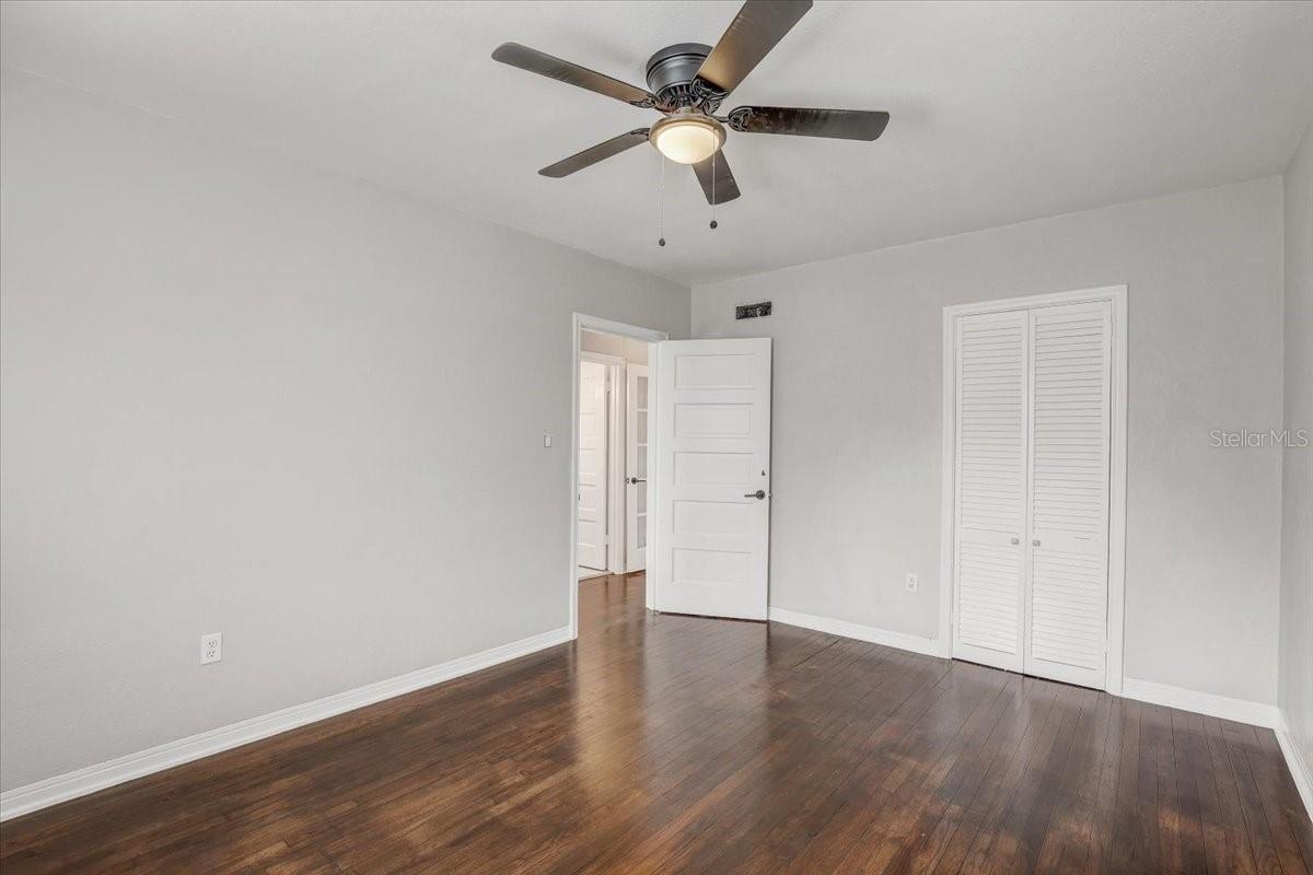 Image 18 of 37 For 329 57th Avenue S