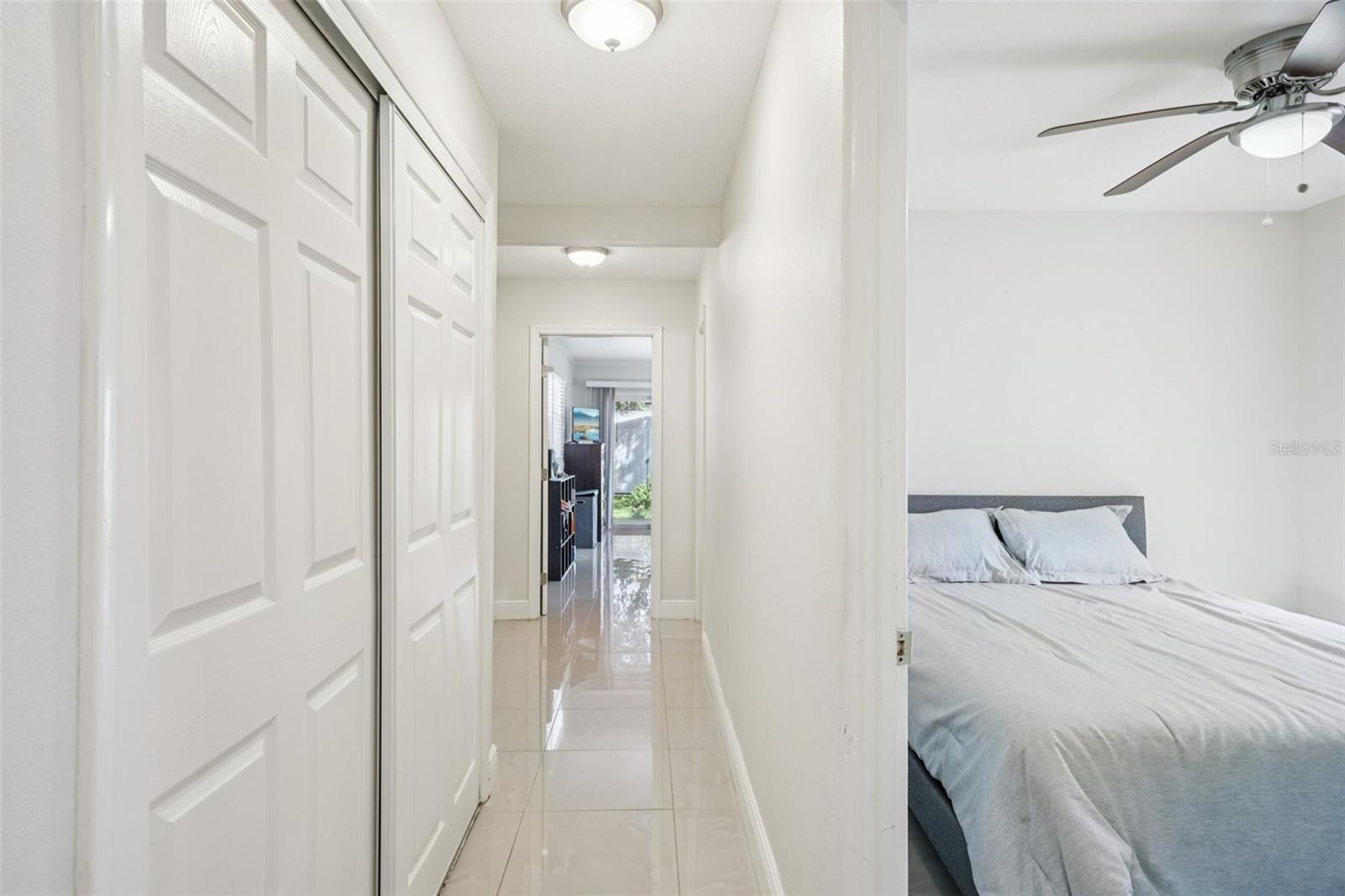 Image 10 of 29 For 5441 39th Avenue N