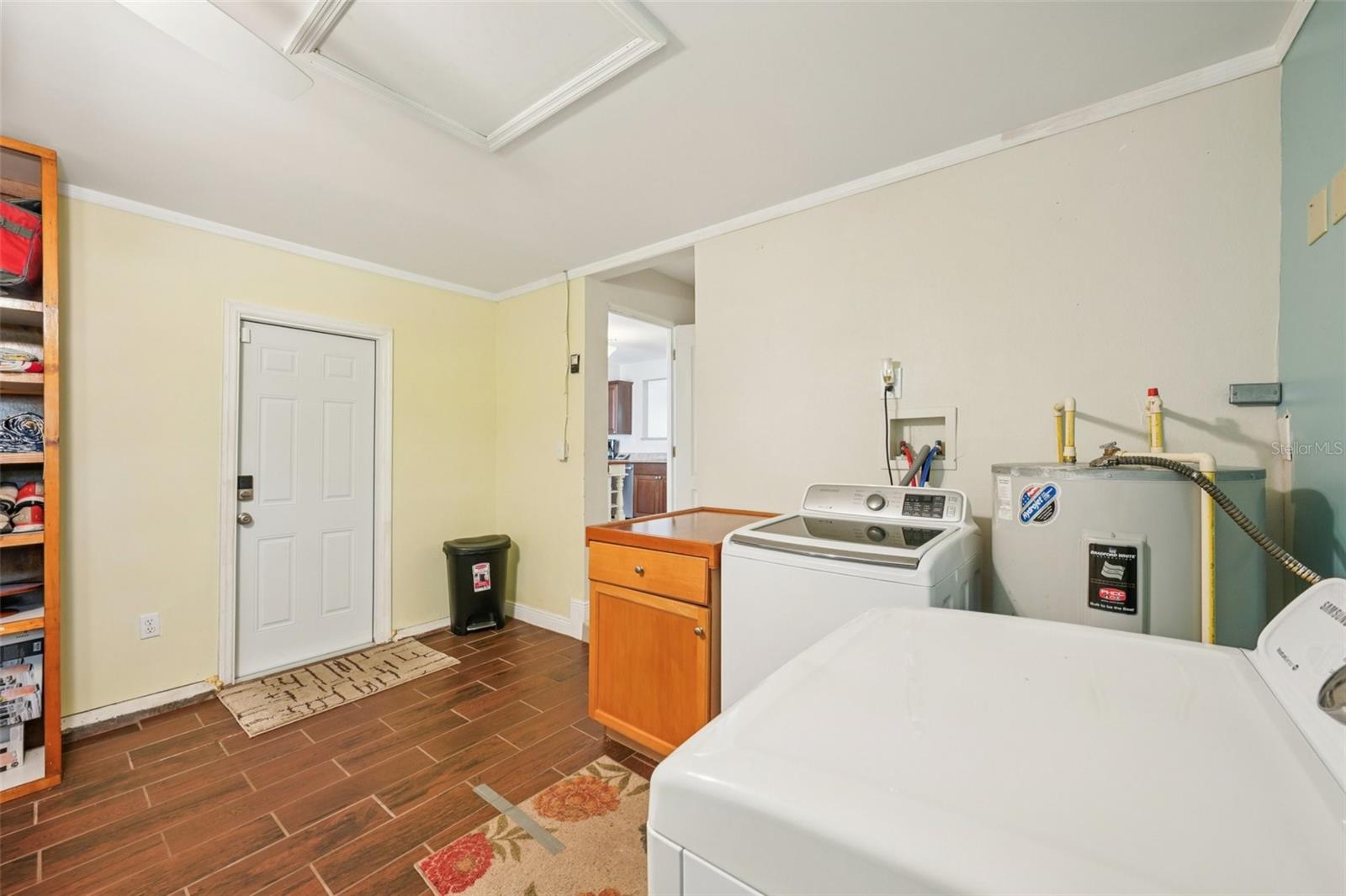 Image 17 of 29 For 5441 39th Avenue N