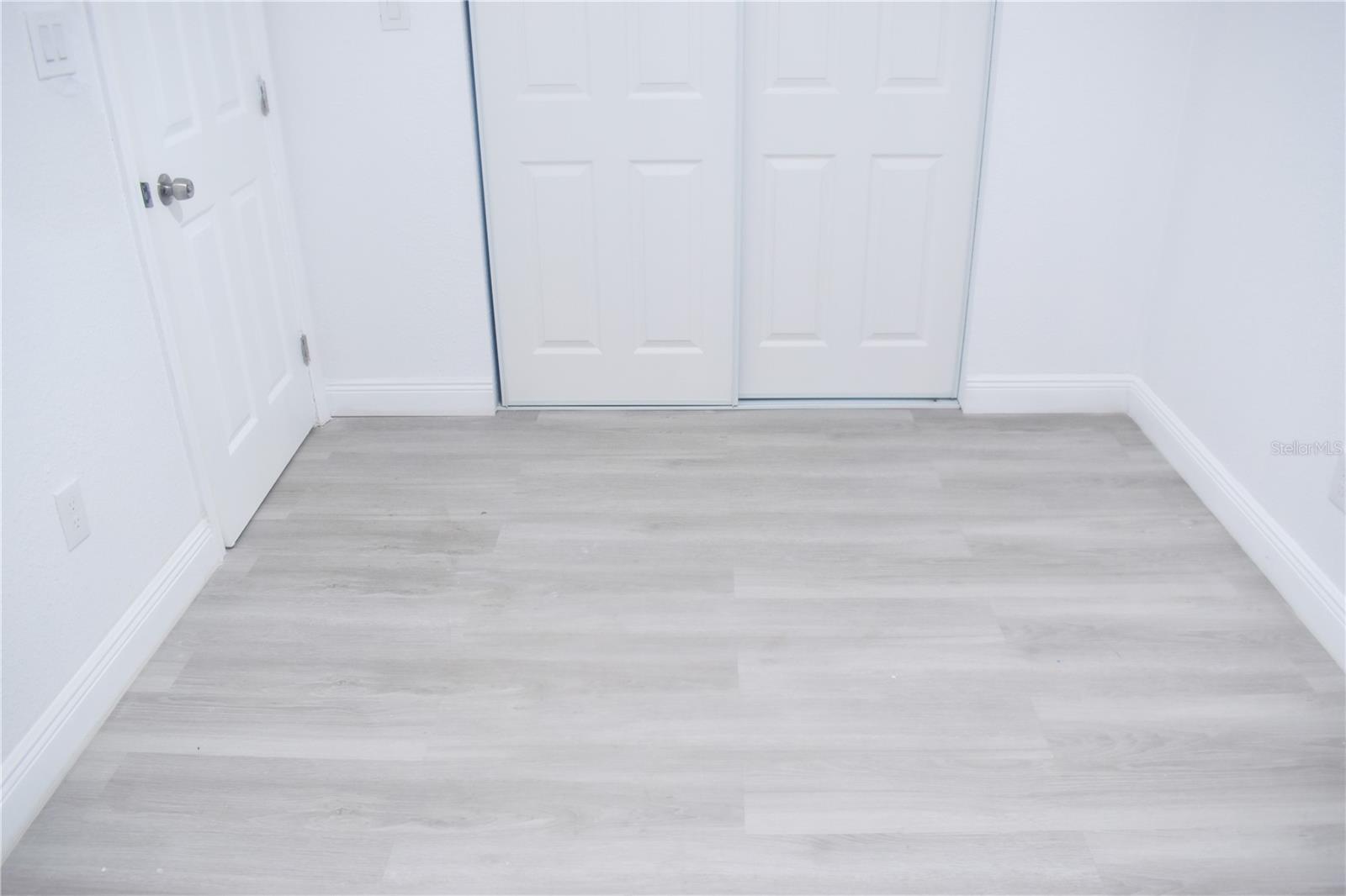 Image 4 of 5 For 1741 Fairfield Street B