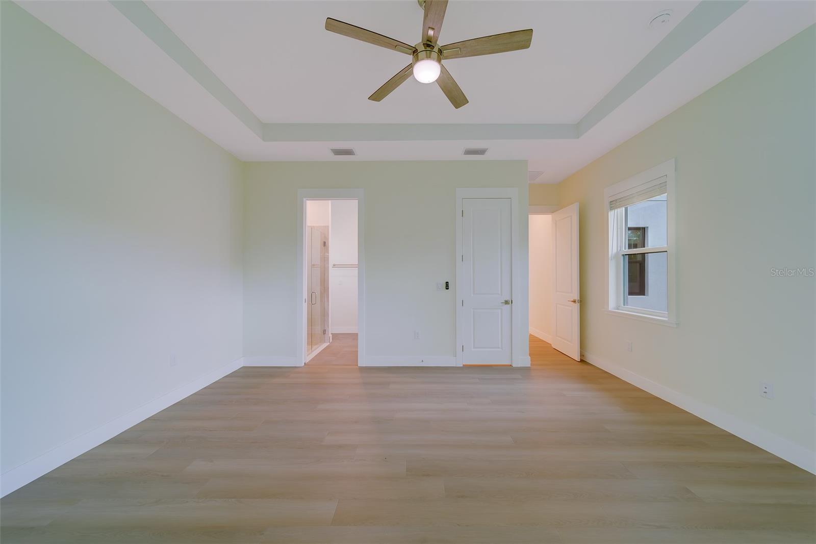 Image 41 of 67 For 14723 Sunset Drive