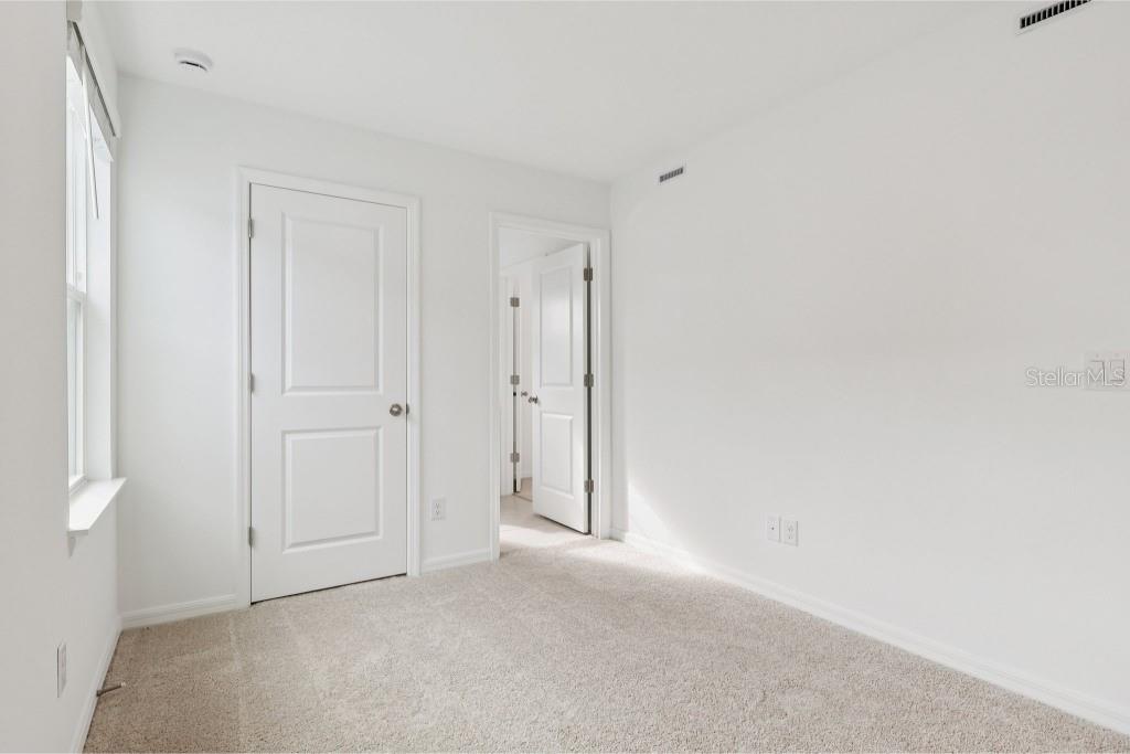 Image 25 of 36 For 17580 Northlake Grove Drive