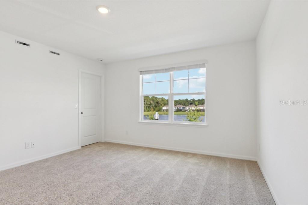 Image 28 of 36 For 17580 Northlake Grove Drive