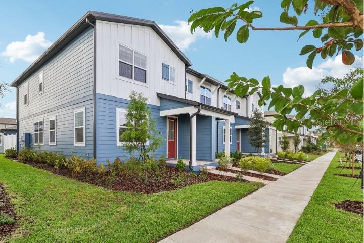 Image 3 of 36 For 17580 Northlake Grove Drive