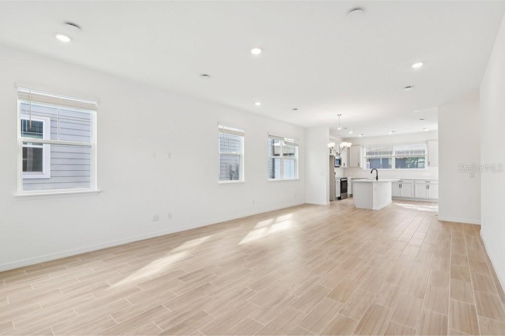 Image 6 of 36 For 17580 Northlake Grove Drive