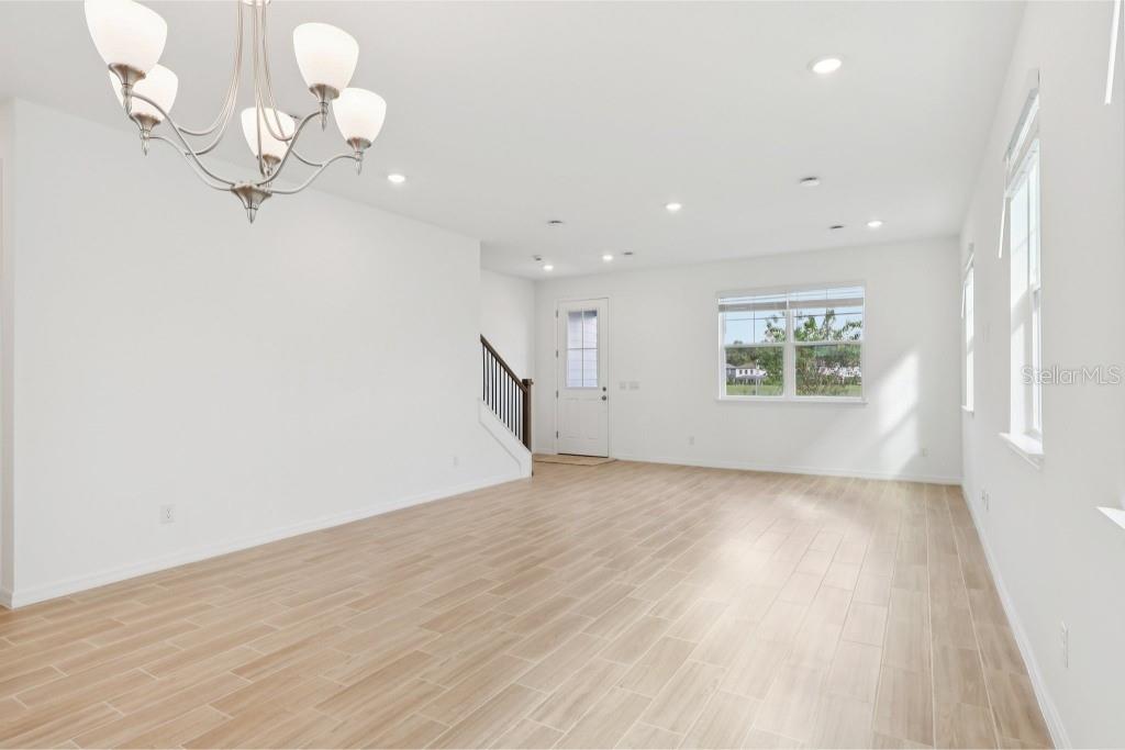 Image 8 of 36 For 17580 Northlake Grove Drive