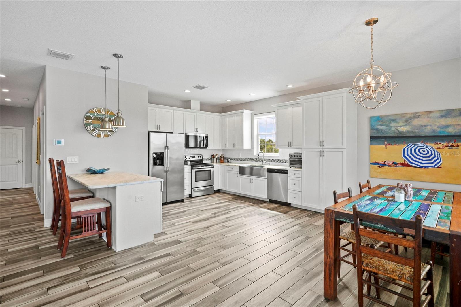 Image 11 of 84 For 204 21st Avenue