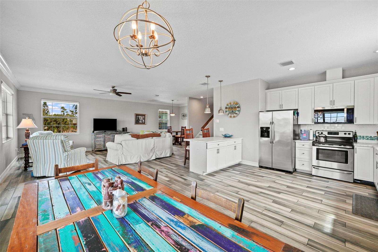 Image 16 of 84 For 204 21st Avenue