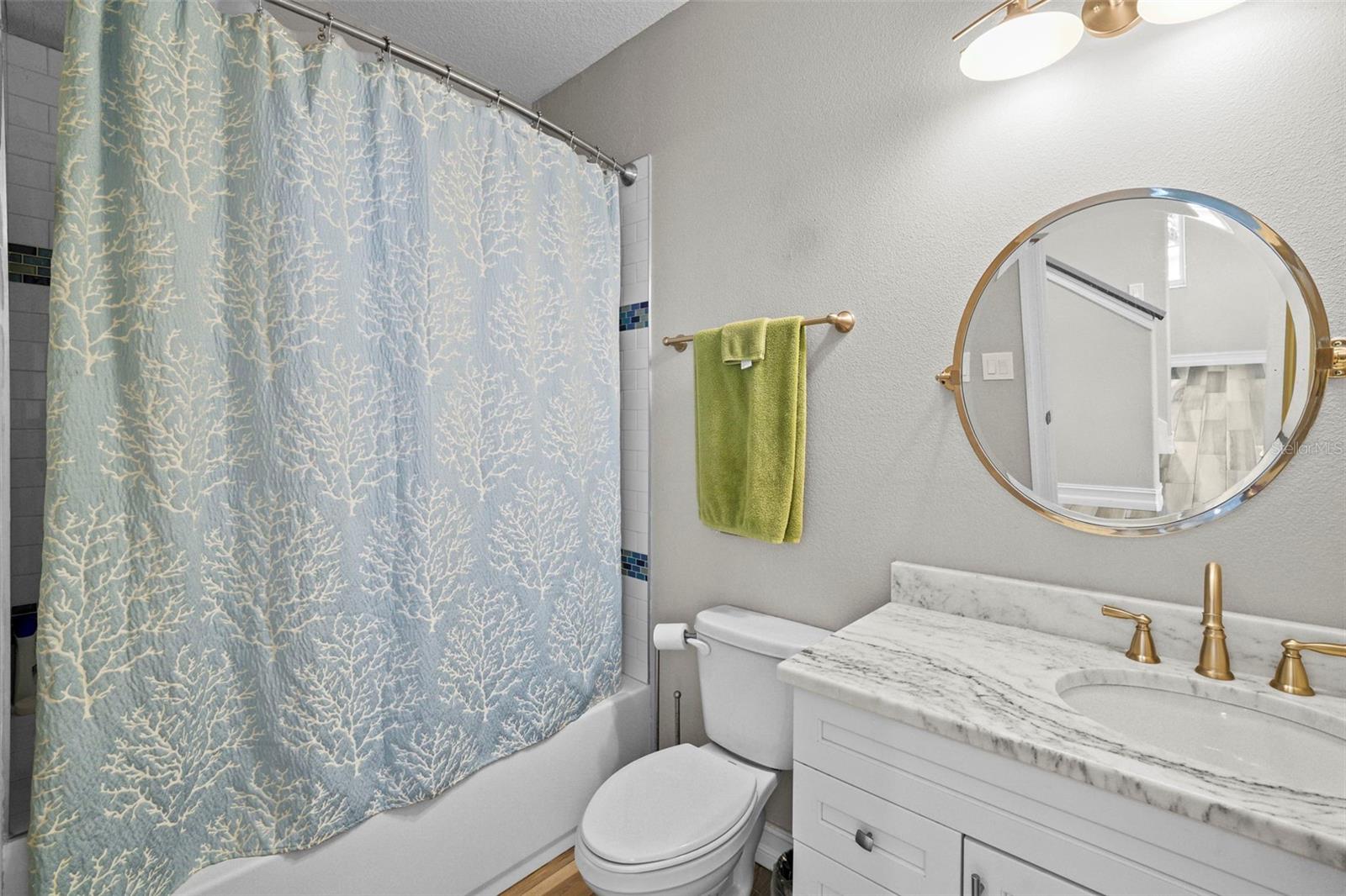 Image 33 of 84 For 204 21st Avenue