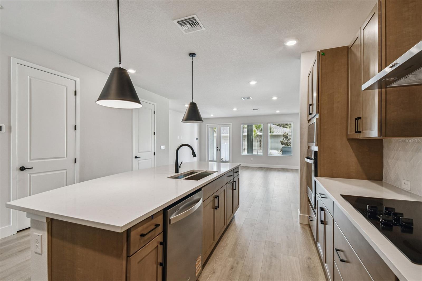 Image 11 of 42 For 406 Westland Avenue 2