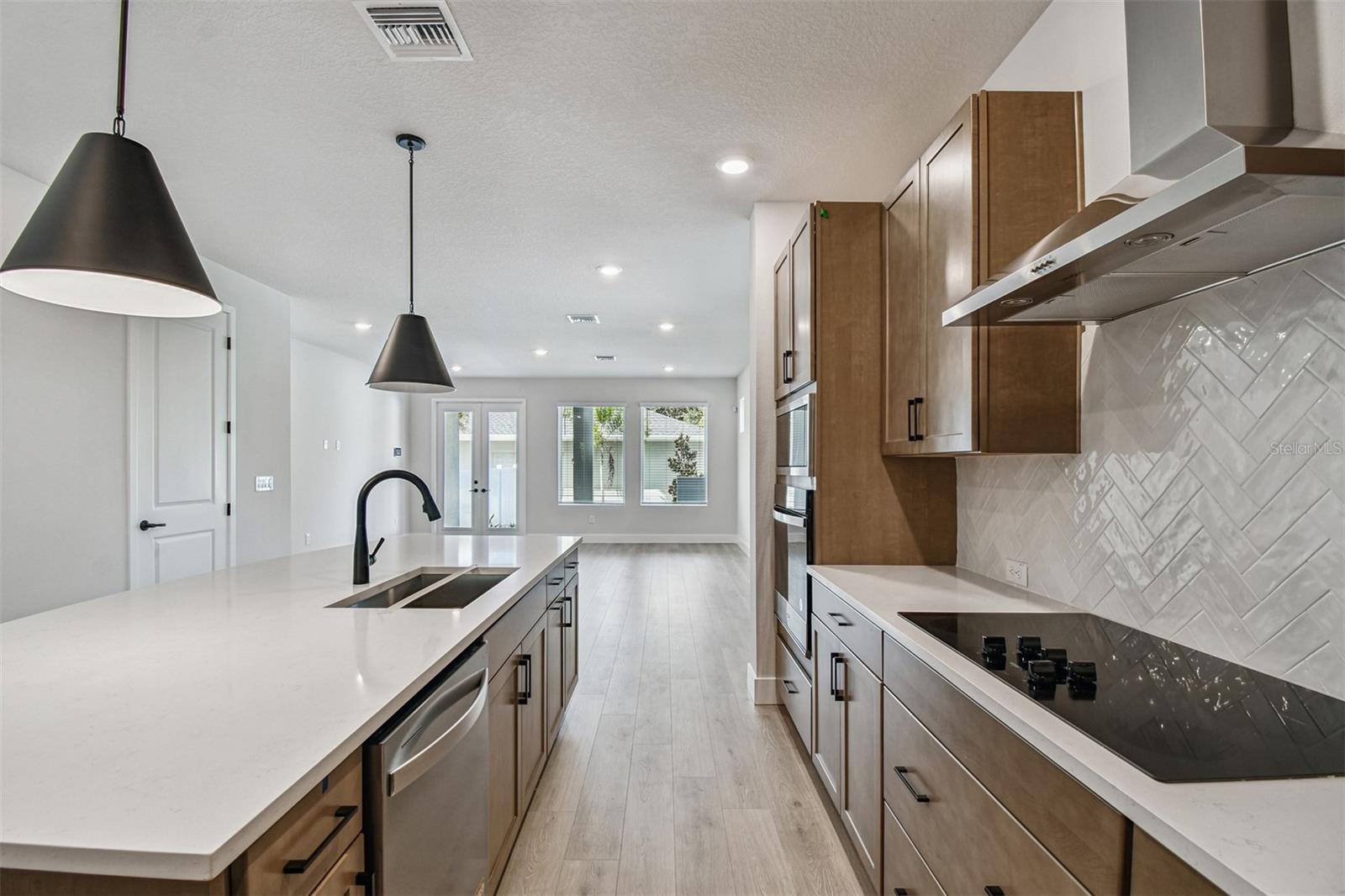 Image 12 of 42 For 406 Westland Avenue 2