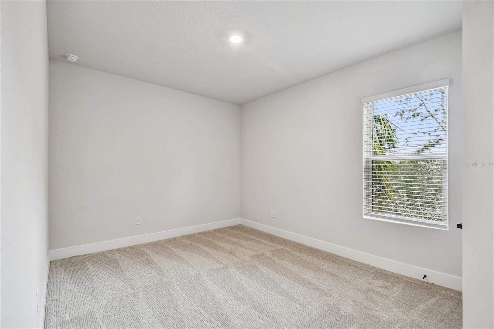 Image 29 of 42 For 406 Westland Avenue 2