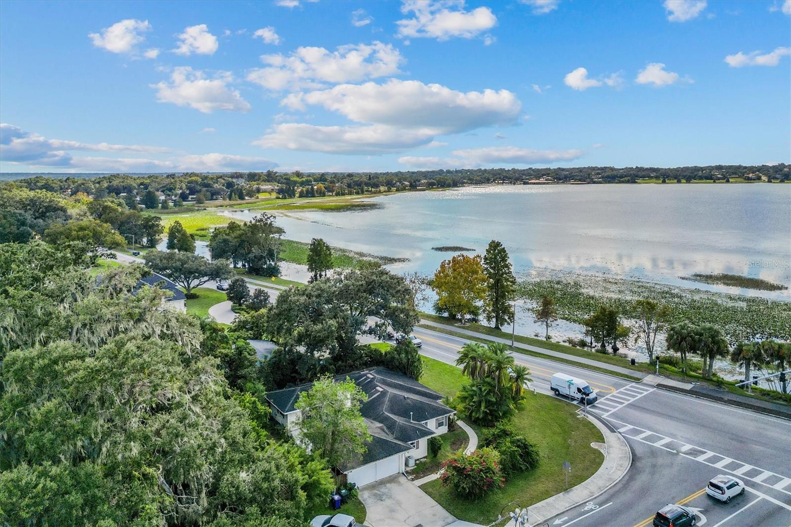 Details for 225 Lake Hollingsworth Drive, LAKELAND, FL 33803