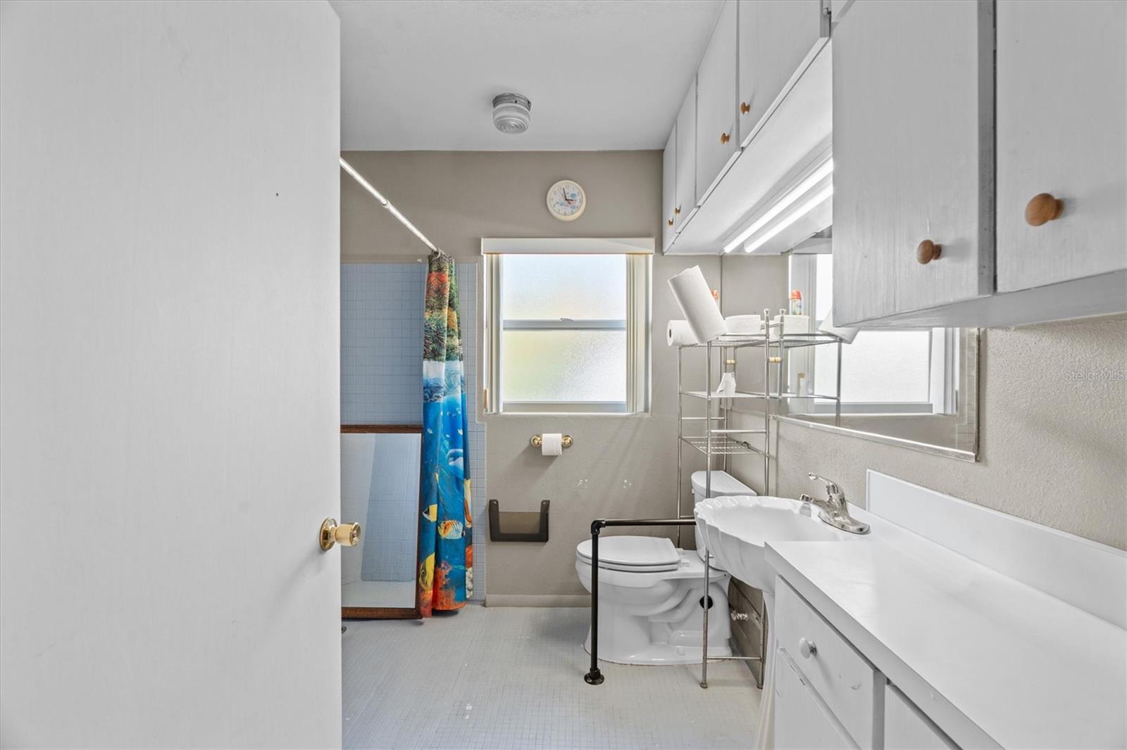 Image 13 of 33 For 225 Lake Hollingsworth Drive