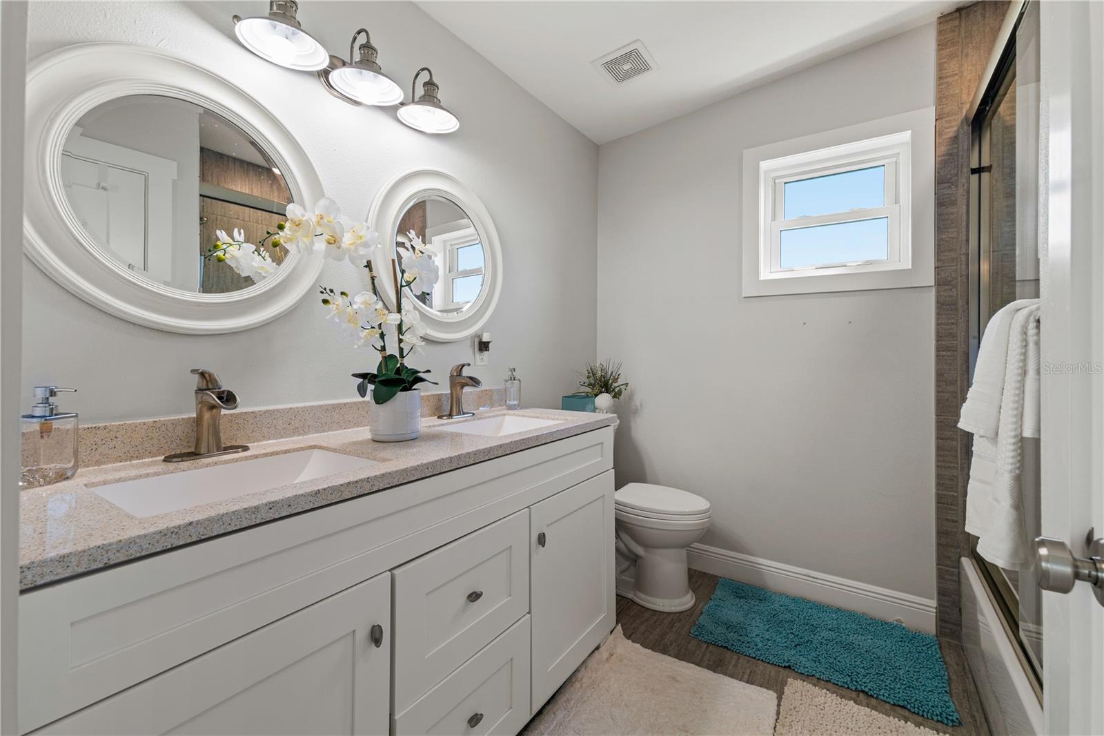 Image 22 of 39 For 3154 Brigantine Court