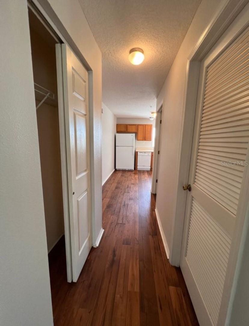 Image 6 of 19 For 5816 Congress Street 201