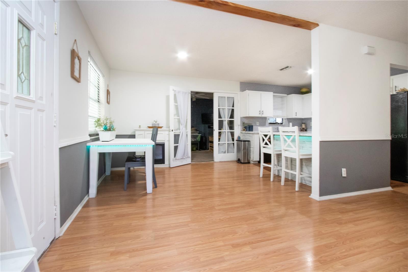 Image 21 of 58 For 149 Roosevelt Avenue