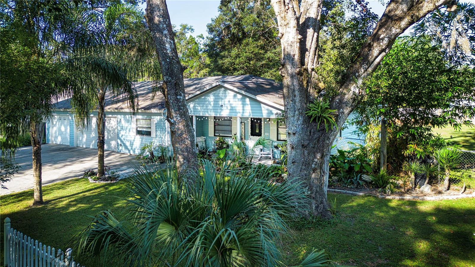 Image 4 of 58 For 149 Roosevelt Avenue