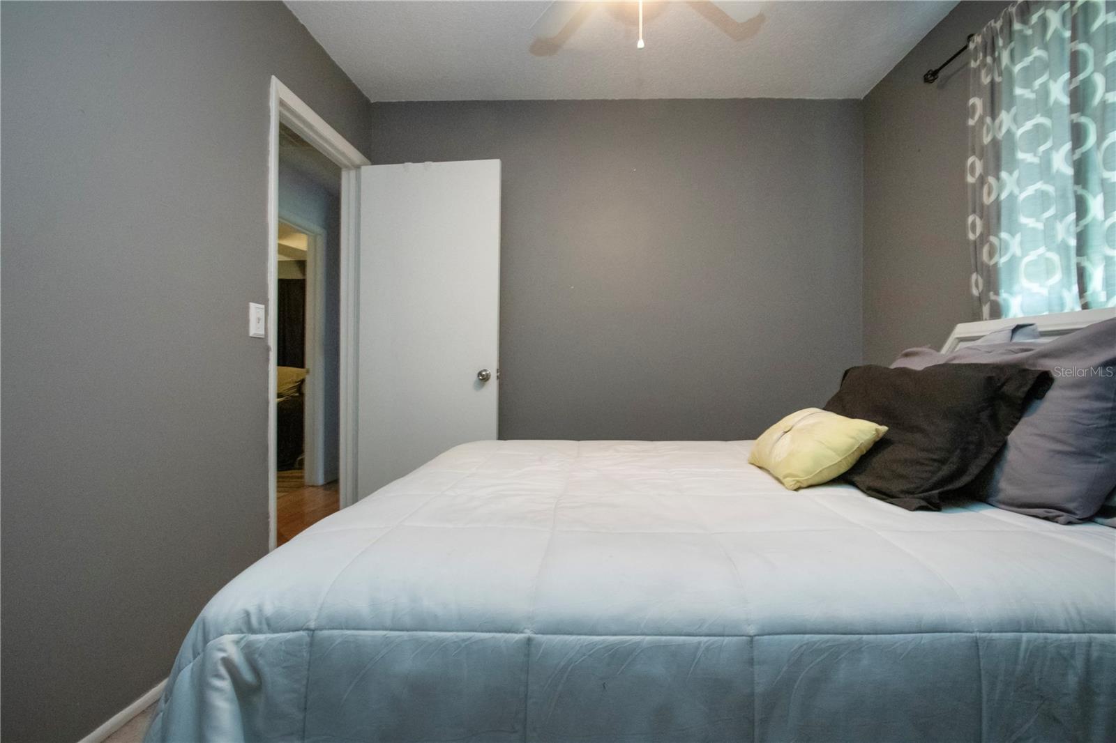 Image 40 of 58 For 149 Roosevelt Avenue