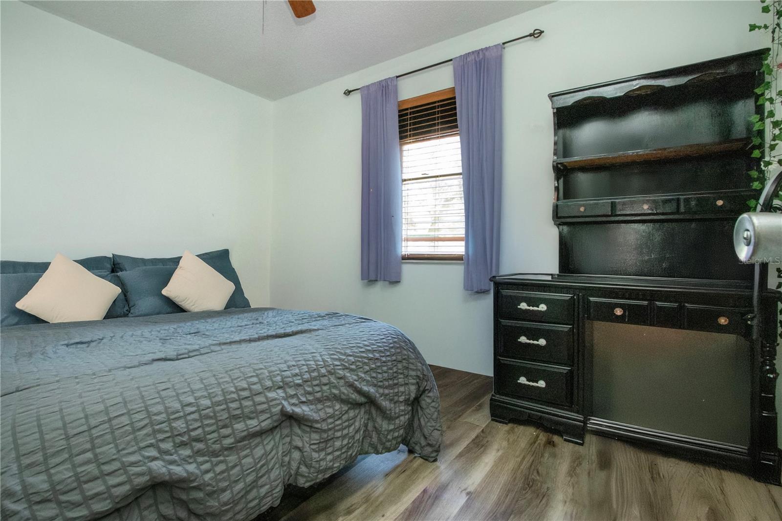 Image 43 of 58 For 149 Roosevelt Avenue