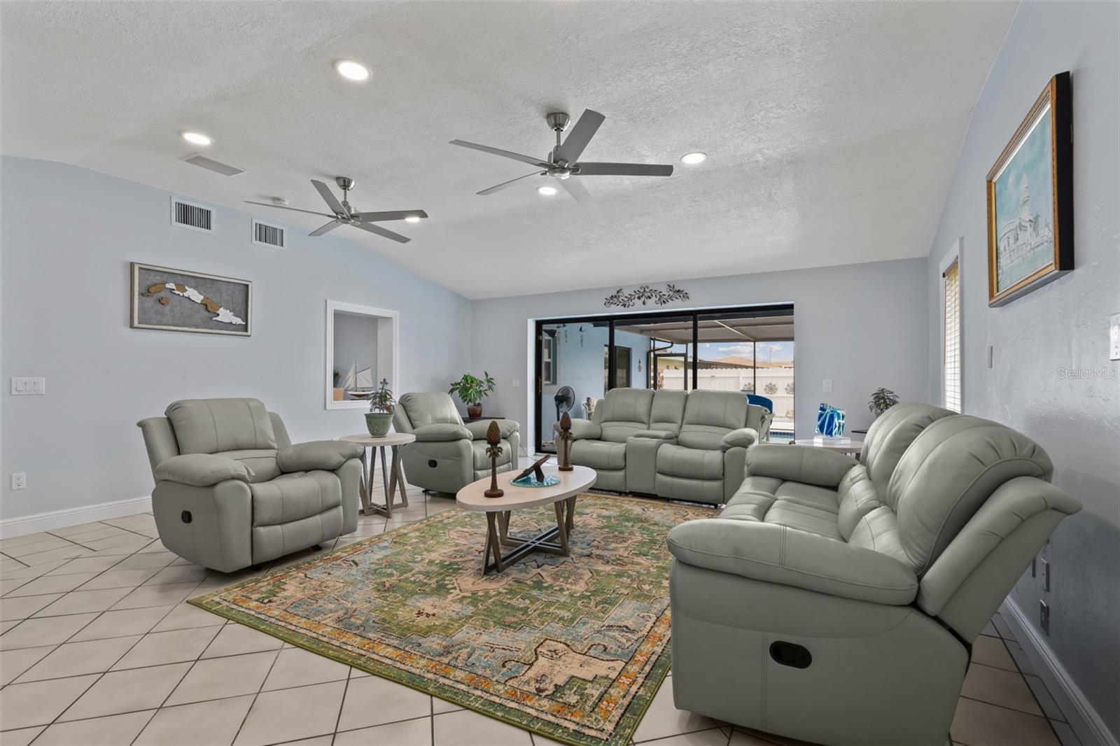 Image 8 of 31 For 2705 18th Place