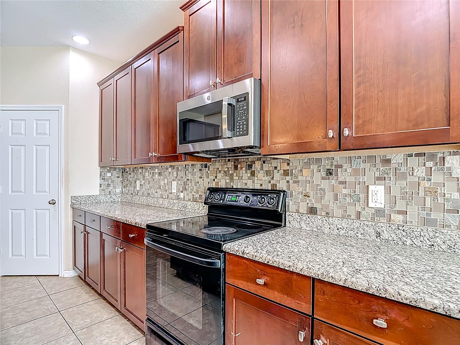 Image 10 of 41 For 20015 Bears Track Lane