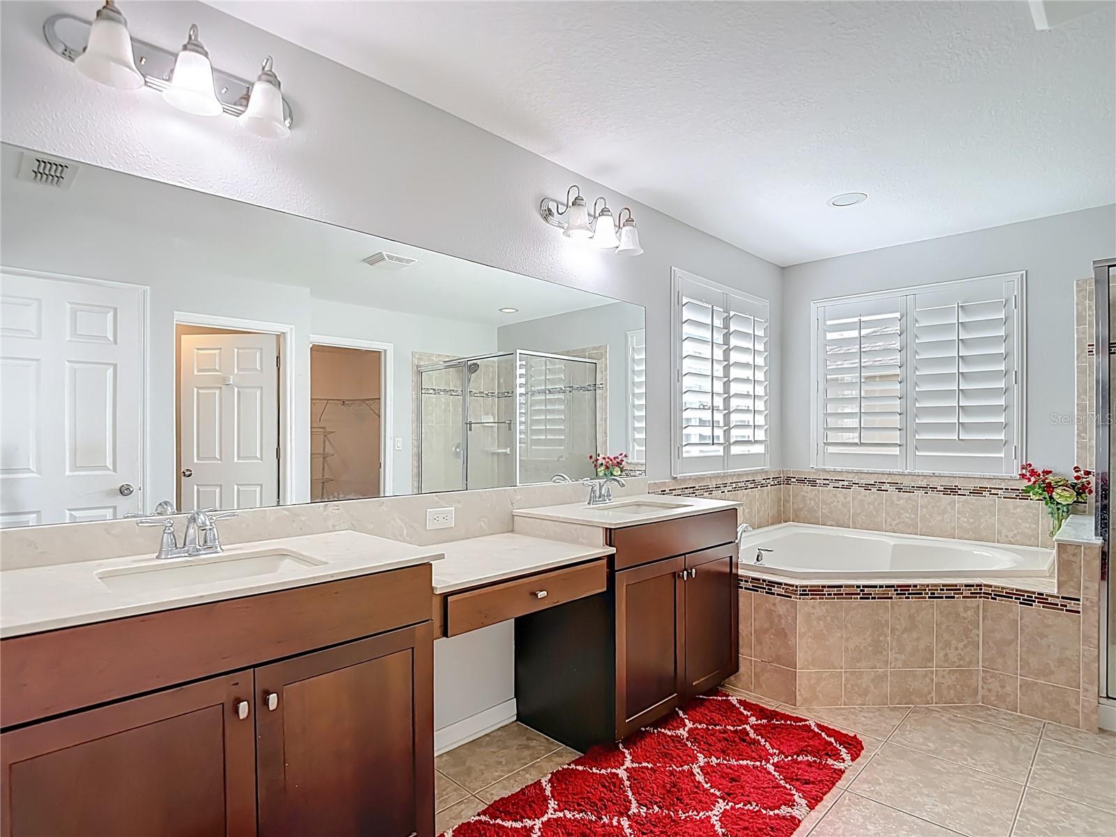 Image 25 of 41 For 20015 Bears Track Lane