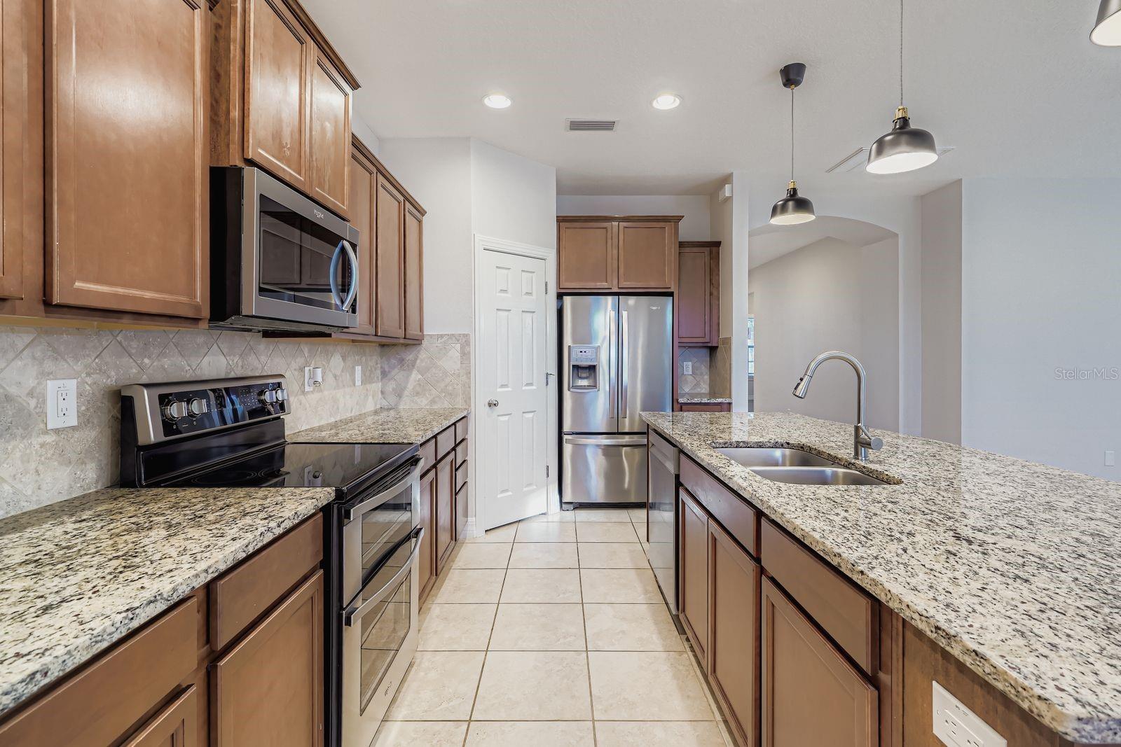 Image 12 of 28 For 16355 Treasure Point Drive