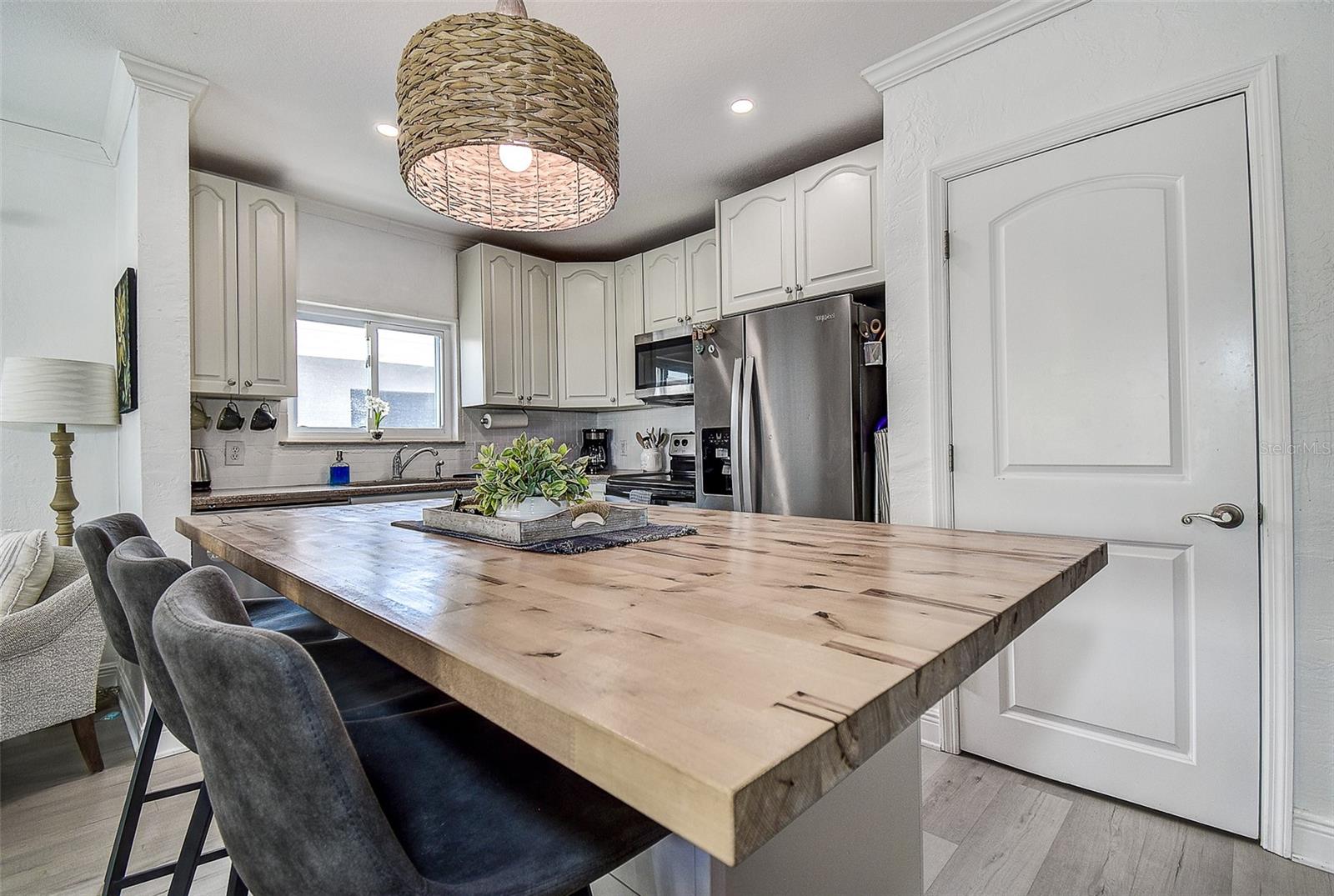 Image 10 of 34 For 11975 3rd Street E 6