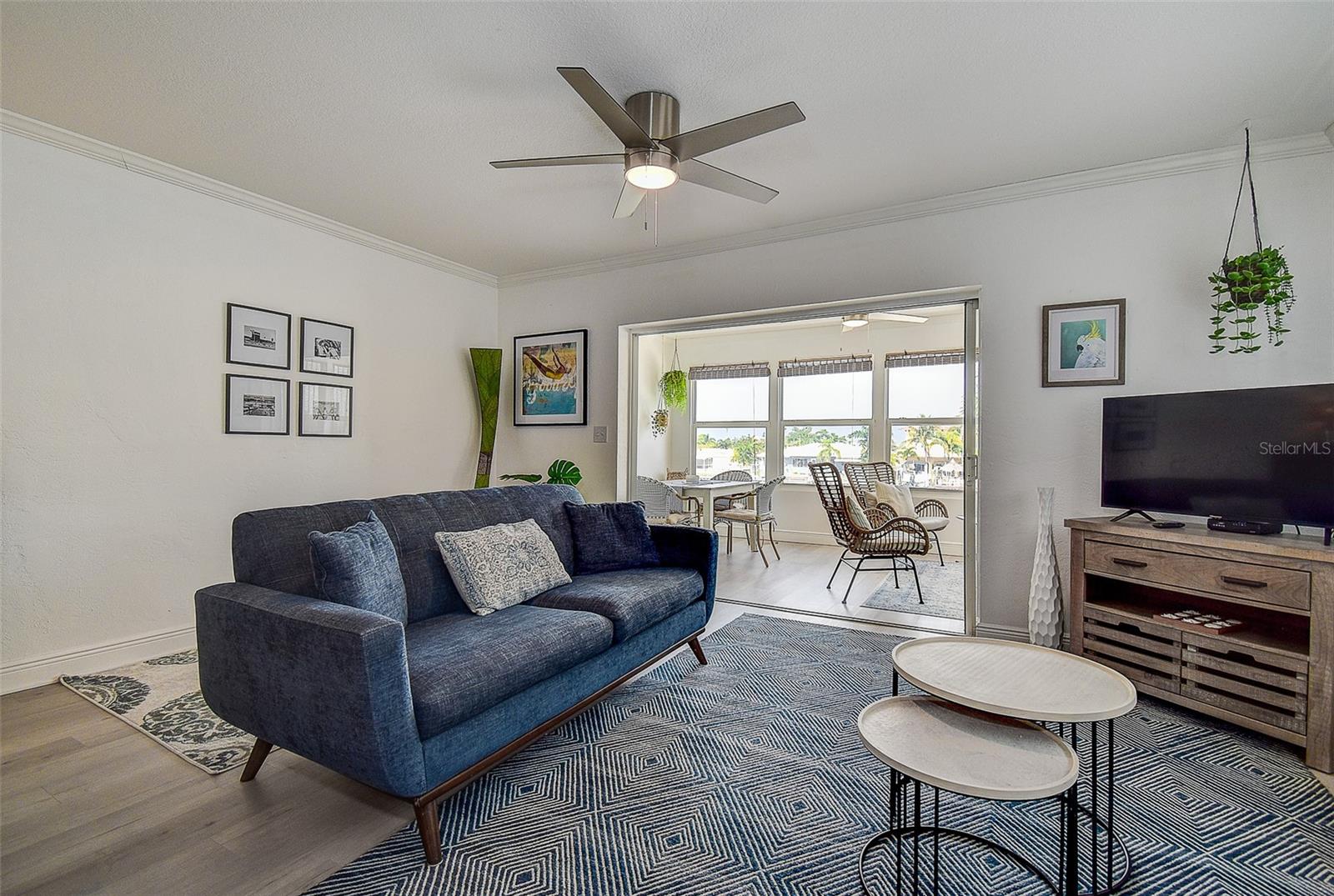 Image 15 of 34 For 11975 3rd Street E 6