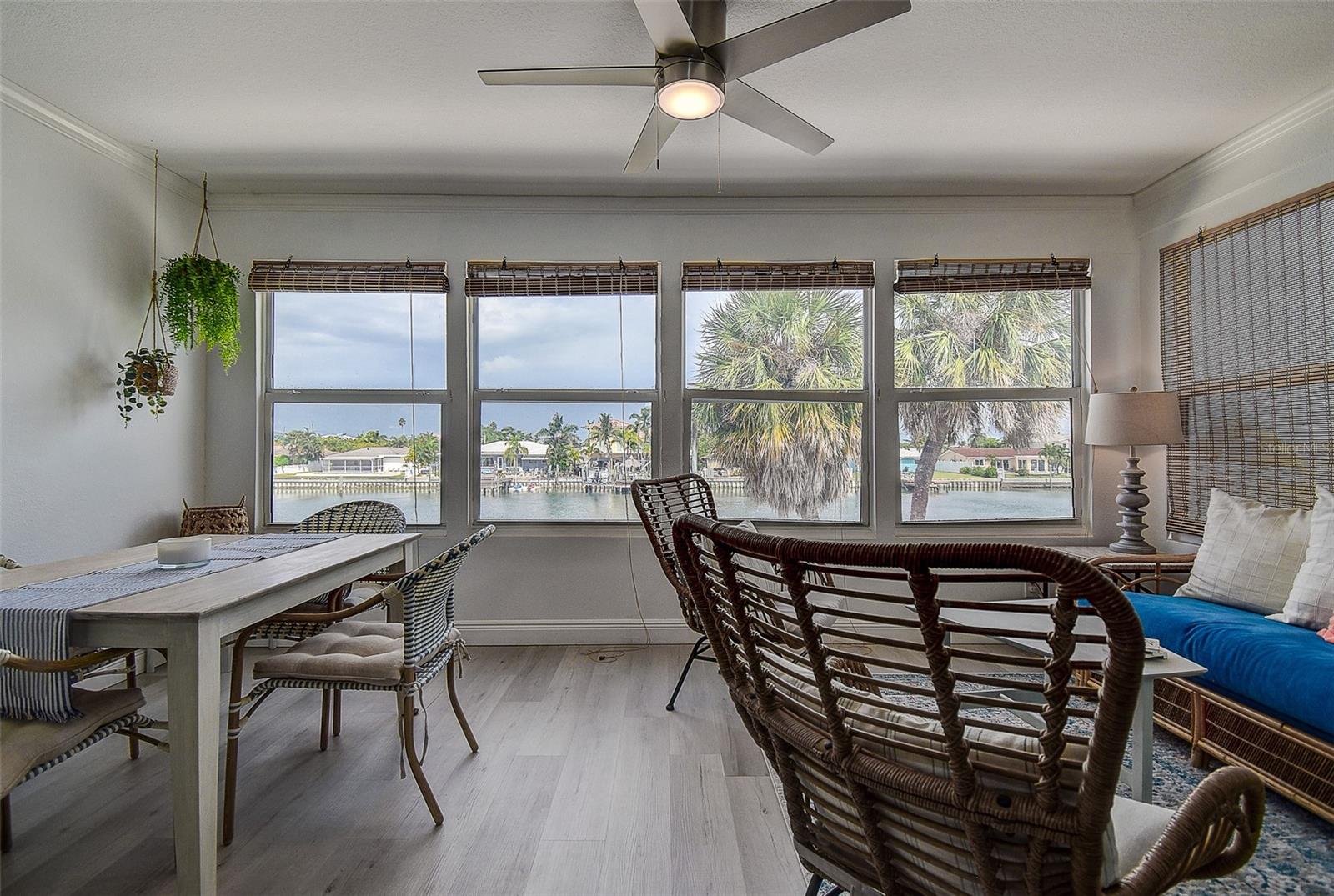 Image 19 of 34 For 11975 3rd Street E 6