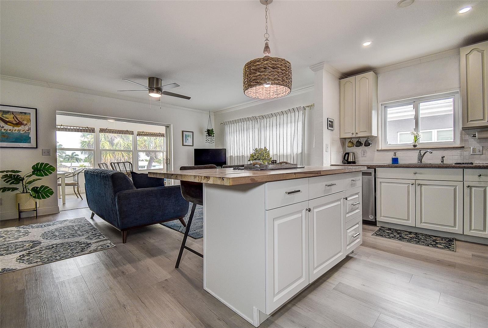 Image 8 of 34 For 11975 3rd Street E 6