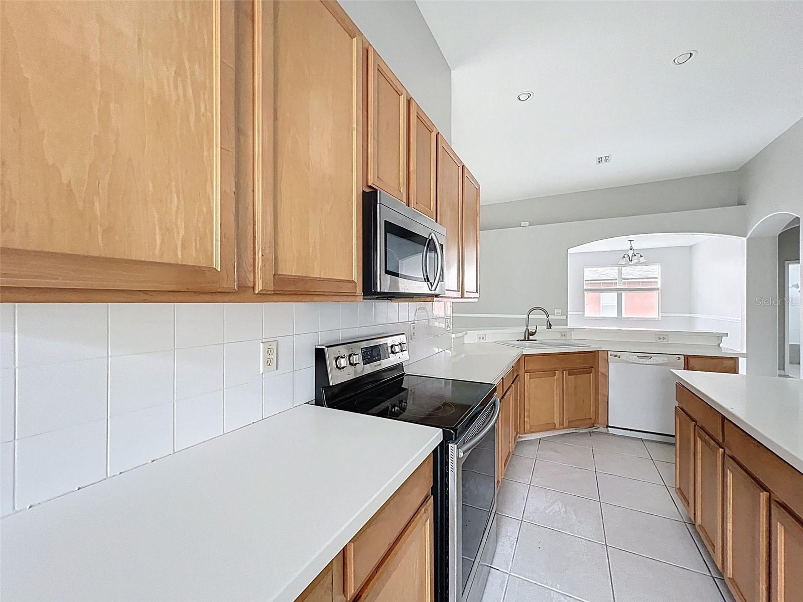 Image 17 of 64 For 3672 Braemere Drive