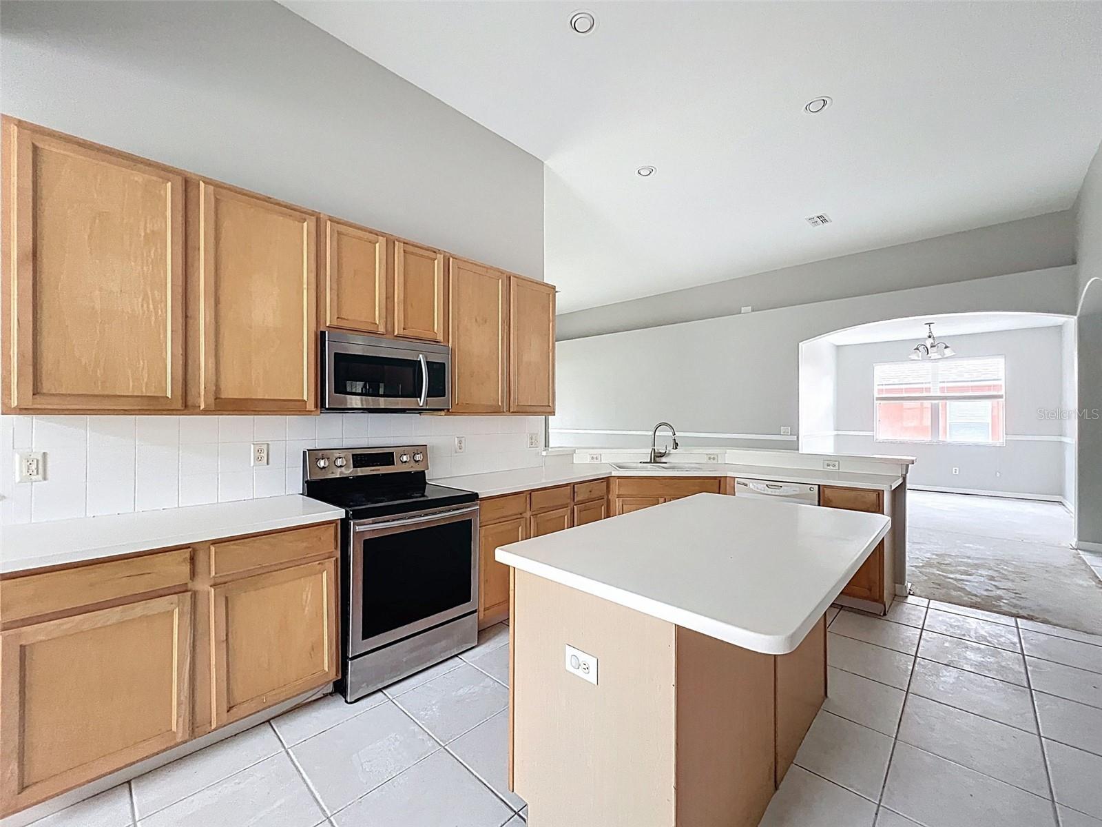 Image 19 of 64 For 3672 Braemere Drive