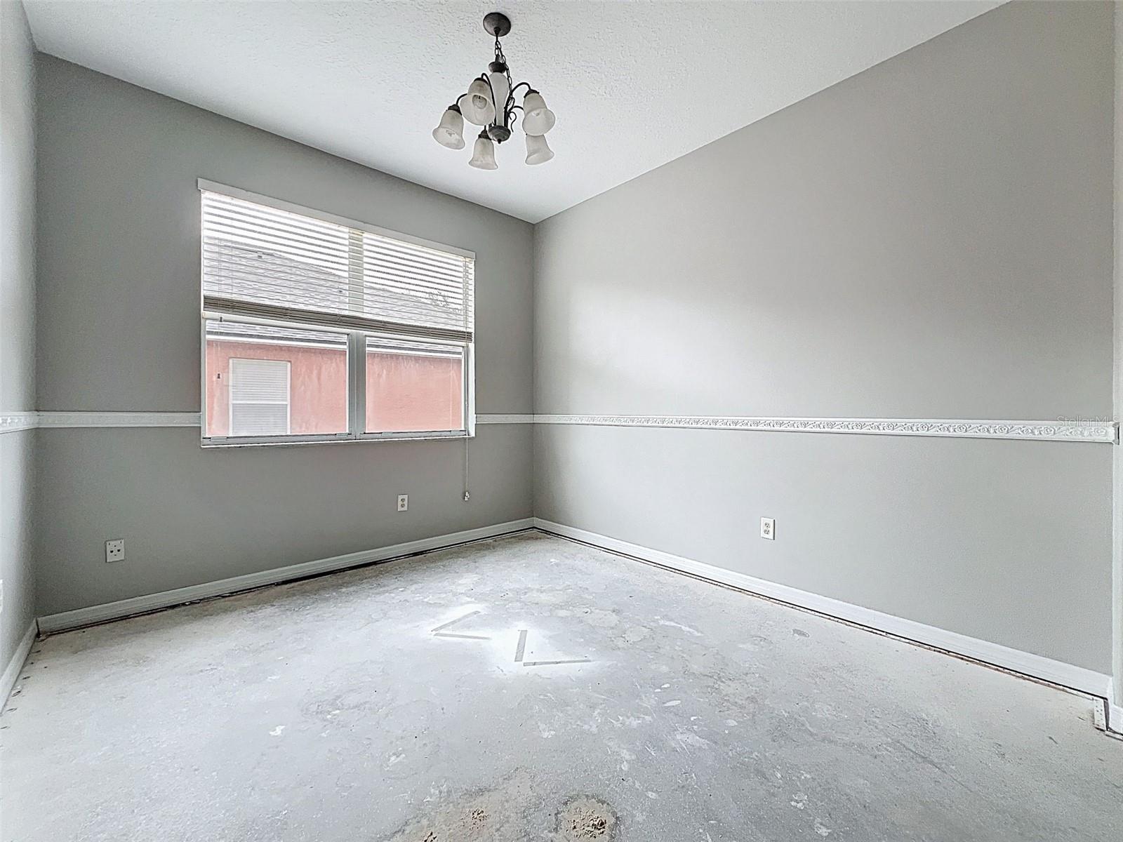 Image 32 of 64 For 3672 Braemere Drive