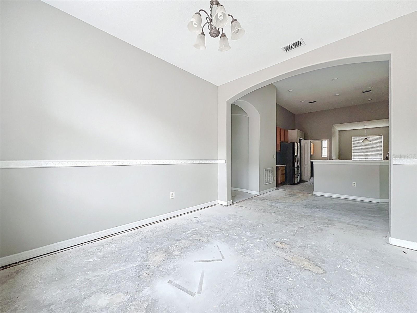 Image 9 of 64 For 3672 Braemere Drive