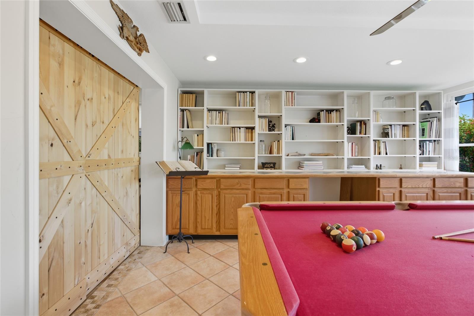 Image 20 of 79 For 4261 14th Street Ne