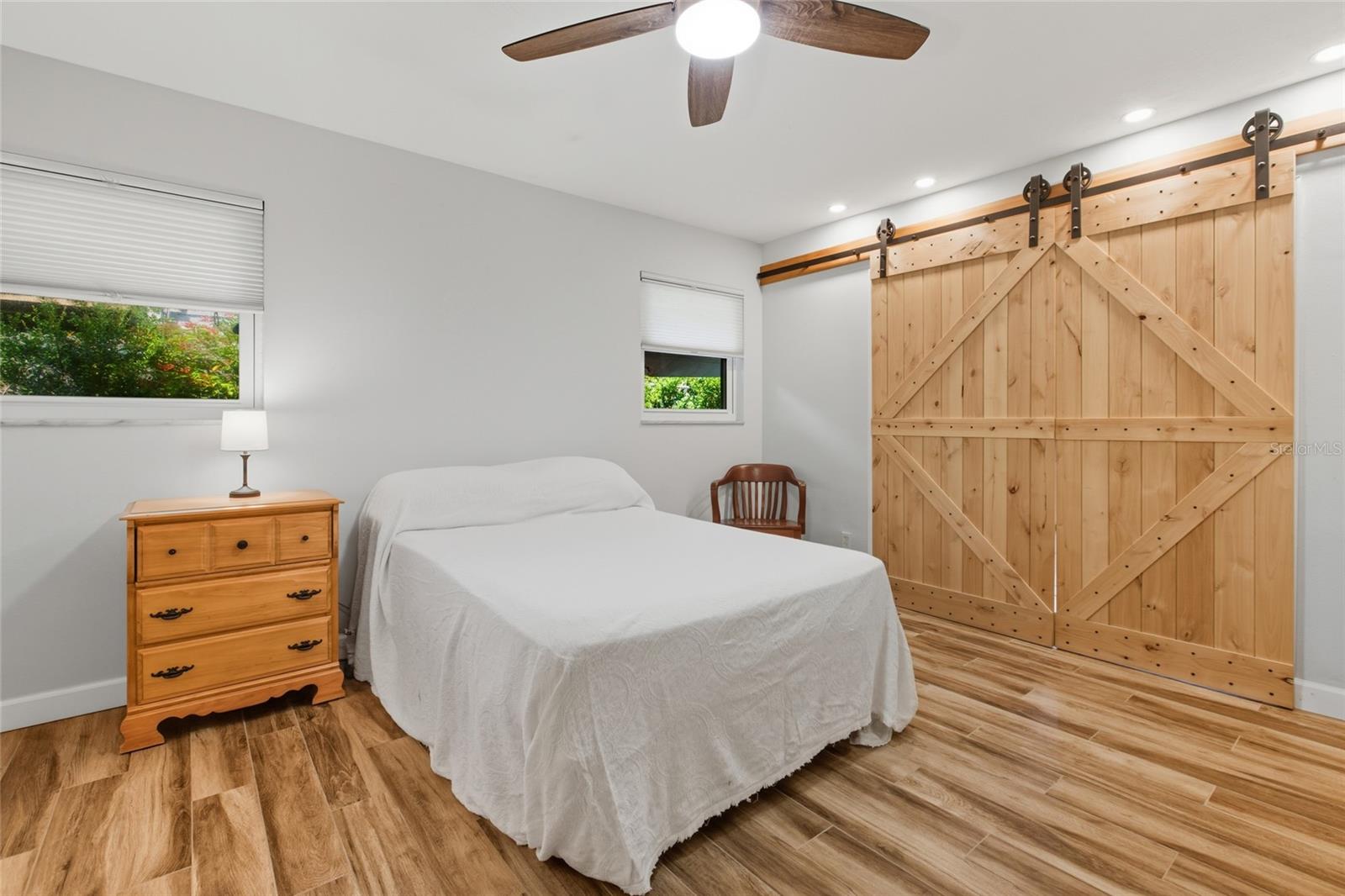 Image 23 of 79 For 4261 14th Street Ne