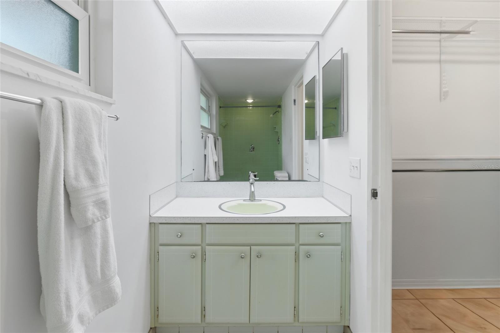 Image 28 of 79 For 4261 14th Street Ne