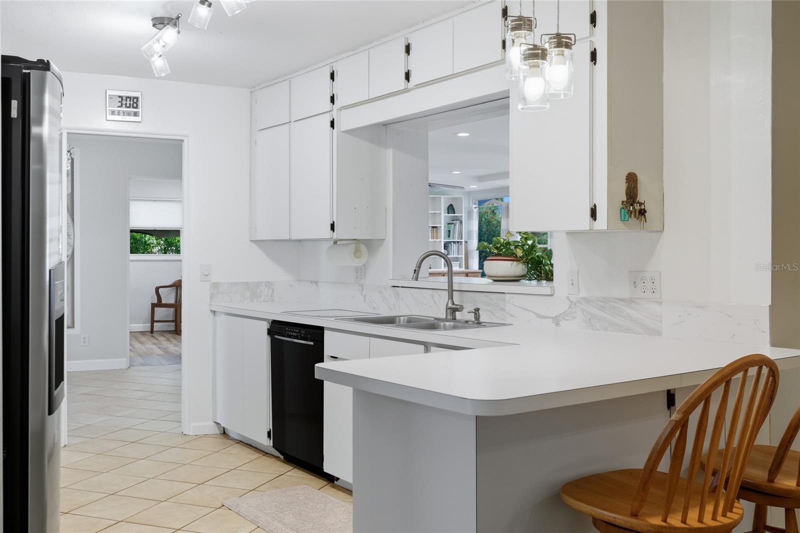 Image 40 of 79 For 4261 14th Street Ne