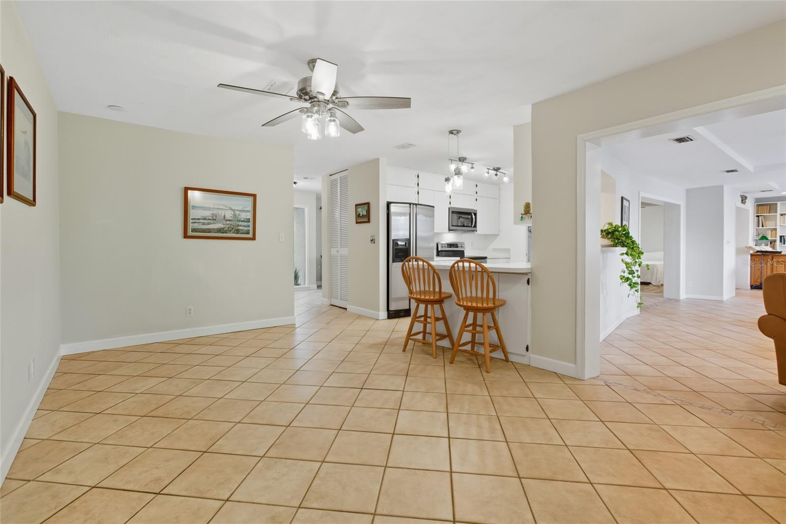 Image 42 of 79 For 4261 14th Street Ne