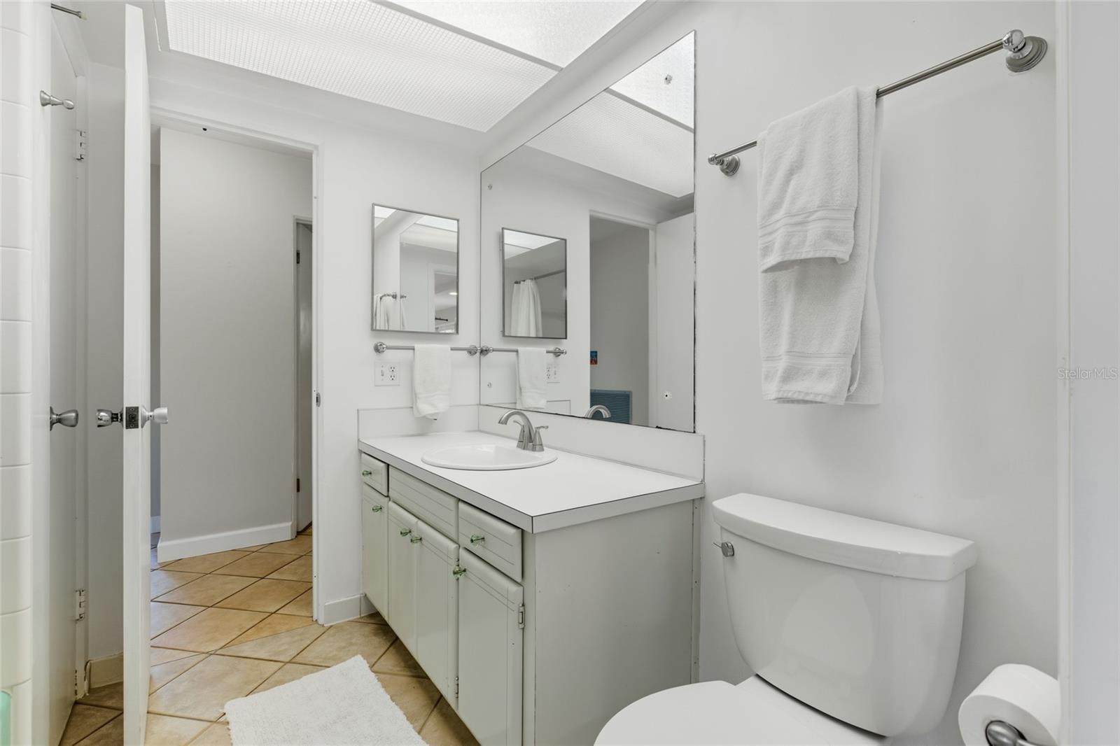 Image 43 of 79 For 4261 14th Street Ne