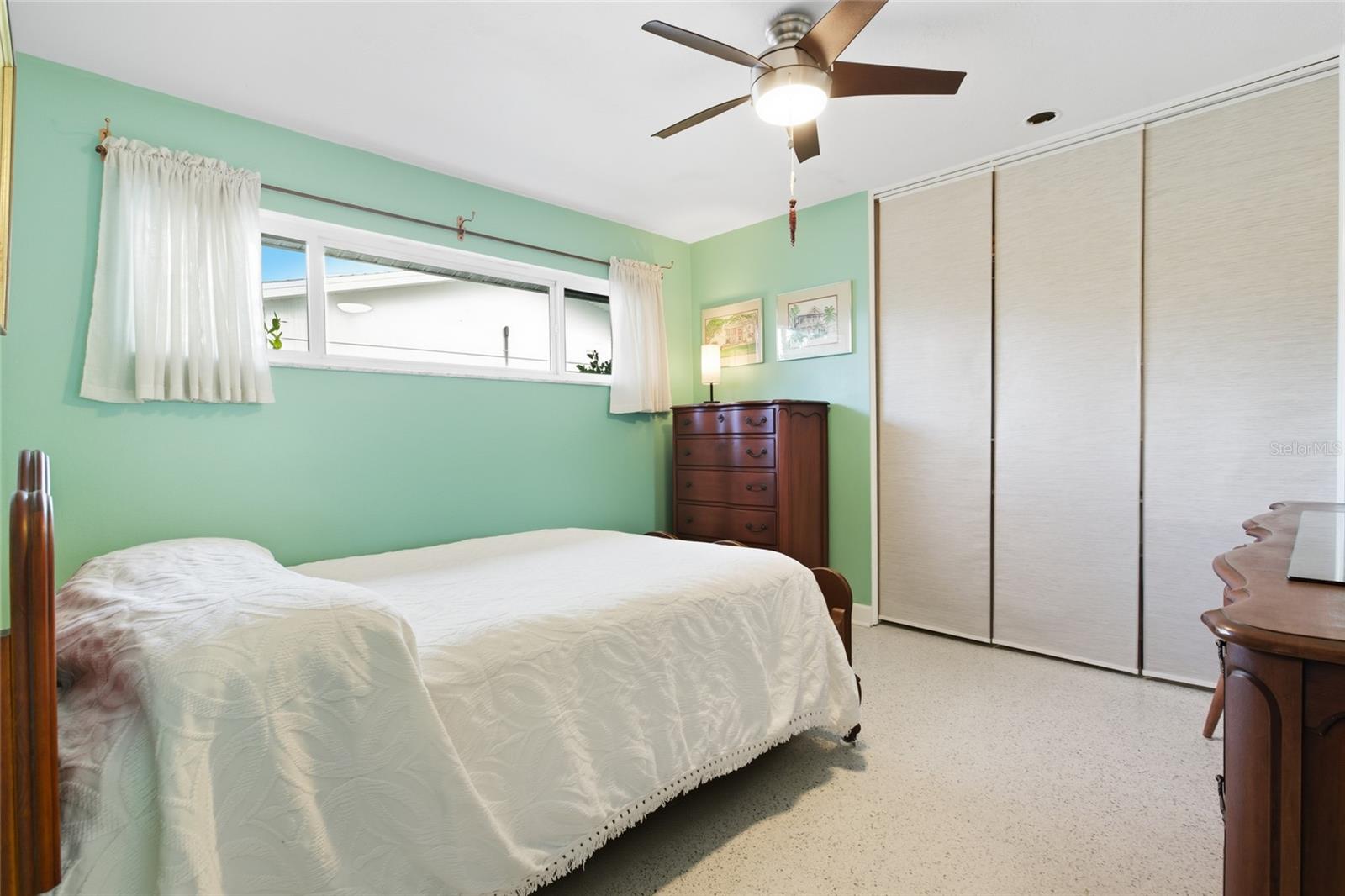 Image 46 of 79 For 4261 14th Street Ne